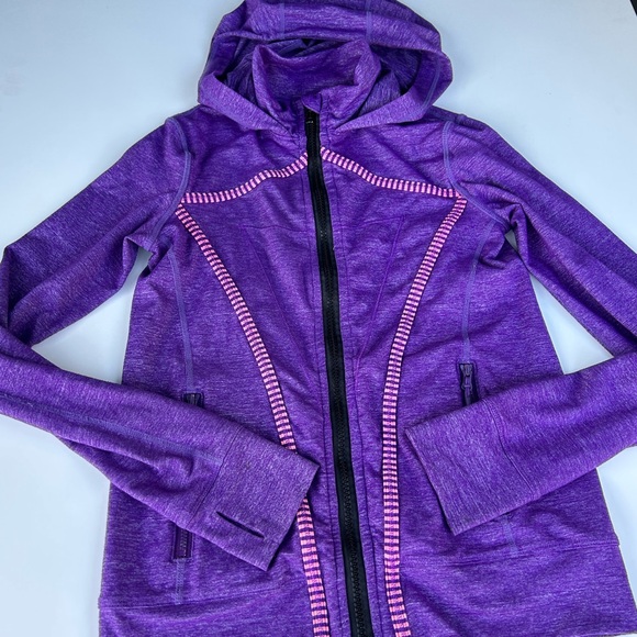 IVIVVA girls size 12 super soft full zip hooded jacket in excellent shape - Picture 4 of 8